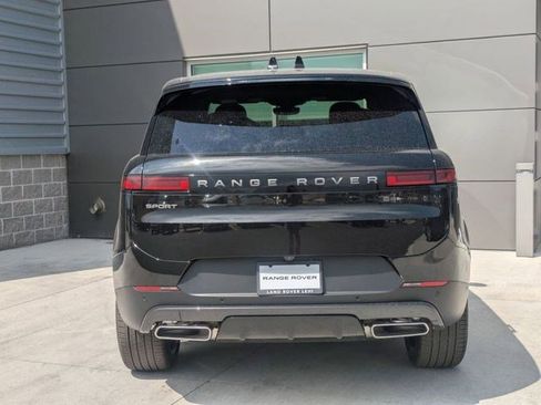 Certified 2025 Land Rover Range Rover Sport SE AWD/4WD image 9