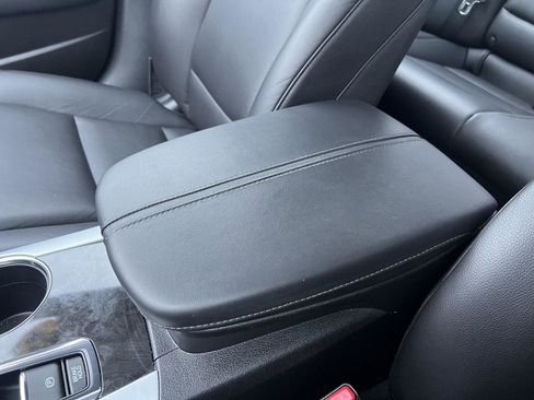 Used 2018 Acura TLX image 30