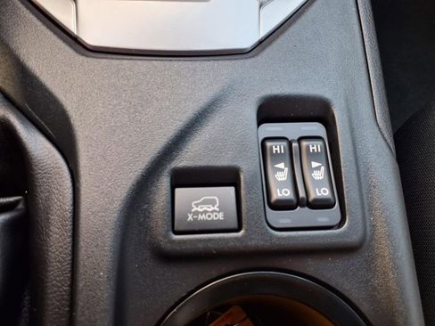 Used 2020 Subaru Crosstrek 2.0i Premium w/ Moonroof Package 2 image 8