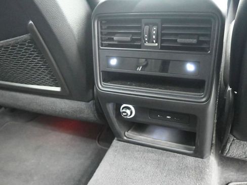 Used 2024 Porsche Cayenne S image 17