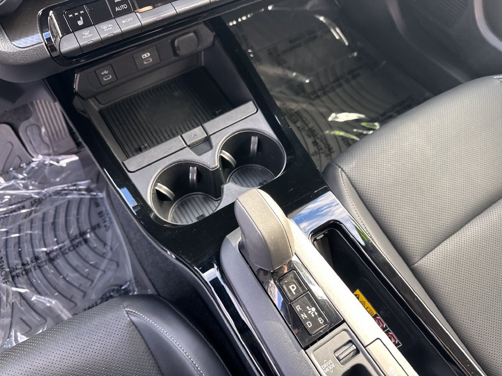 Certified 2026 Toyota Prius FWD image 23