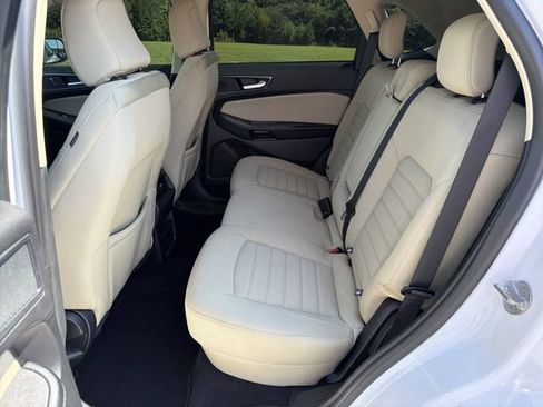 Used 2024 Ford Edge SE w/ Black Appearance Package AWD/4WD image 22