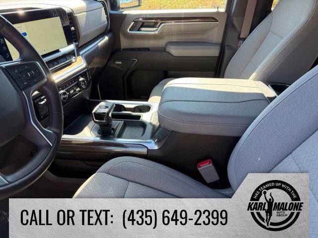 Used 2024 Chevrolet Silverado 1500 LT Trail Boss w/ Convenience Package II AWD/4WD image 24