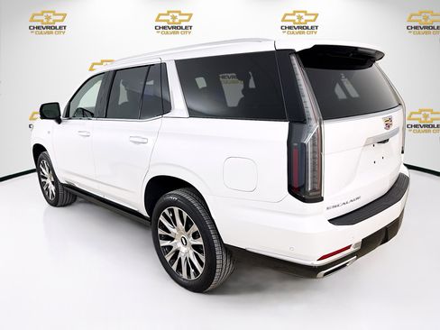 Used 2025 Cadillac Escalade Premium Luxury Platinum image 5