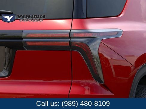 New 2026 Chevrolet Traverse LT w/ Sun and Wheel Package image 11