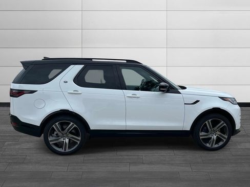 New 2026 Land Rover Discovery Limited Edition AWD/4WD image 19