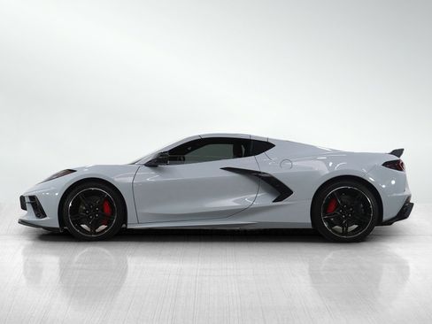 Used 2023 Chevrolet Corvette Stingray Preferred Cpe w/ Z51 Performance Package image 2