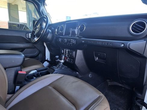 Used 2021 Jeep Wrangler Unlimited Rubicon 4xe w/ Cold Weather Group image 13