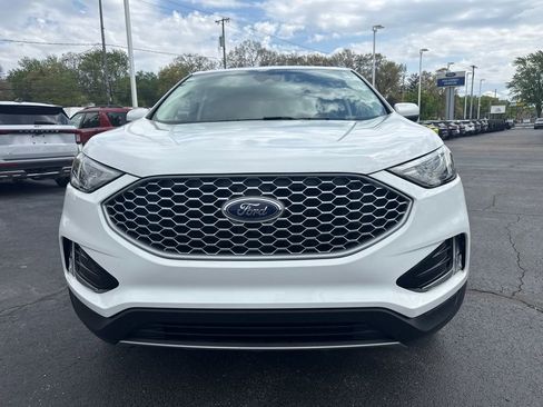 Used 2023 Ford Edge SEL w/ Convenience Package AWD/4WD image 3
