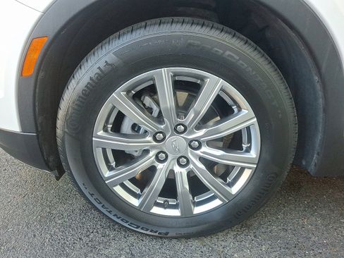 Used 2021 Cadillac XT4 Premium Luxury image 11