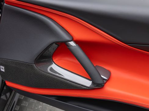 Certified 2023 Ferrari 812 GTS RWD image 38