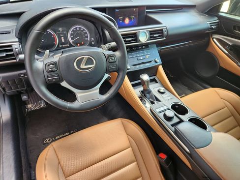 Used 2017 Lexus RC 200t w/ Accessory Package 2 RWD image 26