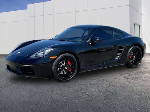 Used 2018 Porsche 718 Cayman S RWD image 1