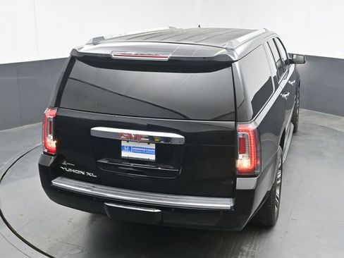 Used 2017 GMC Yukon XL Denali w/ Open Road Package AWD/4WD image 43