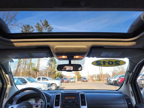 Used 2012 Nissan Frontier PRO-4X w/ Pro-4x Luxury Pkg image 22