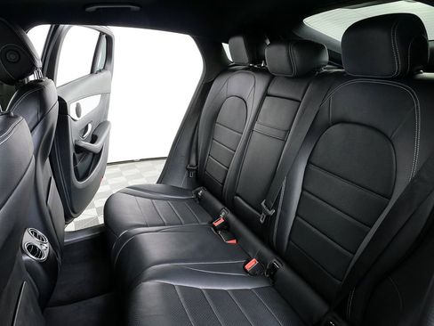 Used 2022 Mercedes-Benz GLC 300 4MATIC Coupe image 19