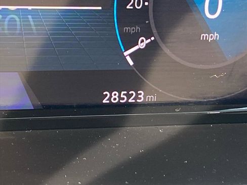 Certified 2024 Volkswagen Atlas SE image 13