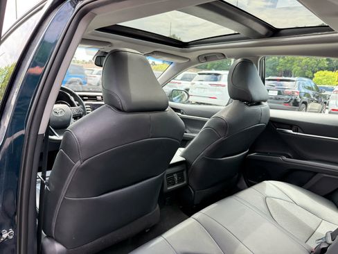 Used 2020 Toyota Camry XSE FWD image 25