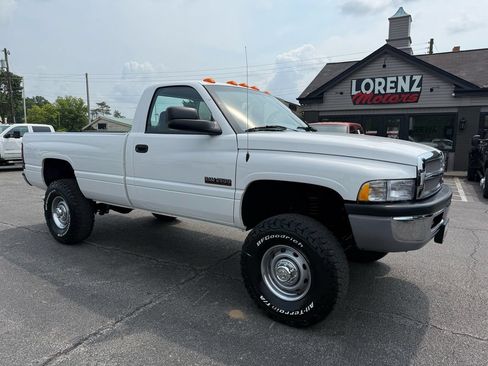 Used 2002 Dodge Ram 2500 Truck 4x4 Regular Cab image 4