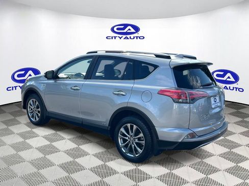 Used 2017 Toyota RAV4 Limited w/ Advanced Technology Package AWD/4WD image 5
