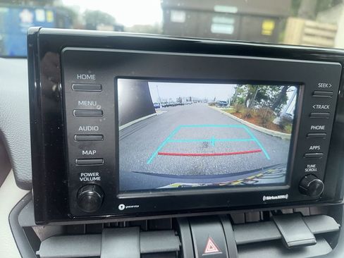 Used 2020 Toyota RAV4 XLE w/ All Weather Liner Package image 19