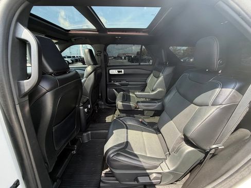 Used 2020 Ford Explorer ST w/ ST Street Pack AWD/4WD image 7