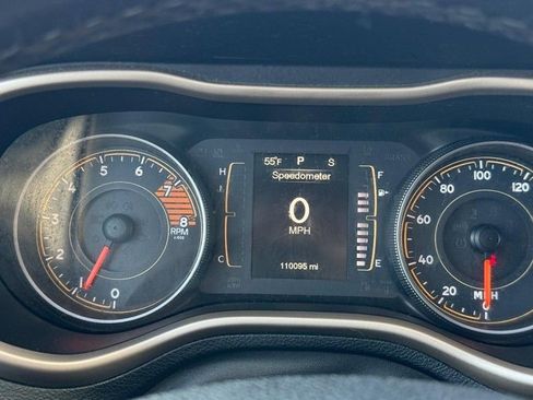 Used 2016 Jeep Cherokee Latitude w/ Comfort & Convenience Group image 22