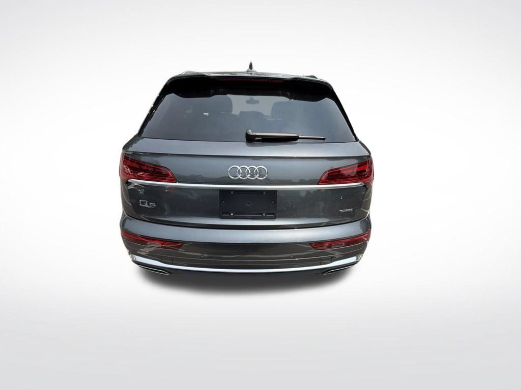Used 2023 Audi Q5 2.0T Premium w/ Convenience Package AWD/4WD image 6