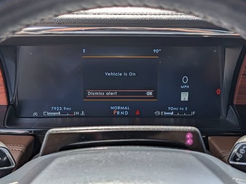 Used 2024 Lincoln Navigator Reserve AWD/4WD image 23