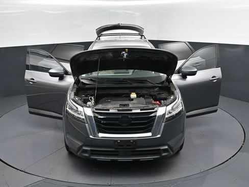 Used 2022 Nissan Pathfinder SV image 54