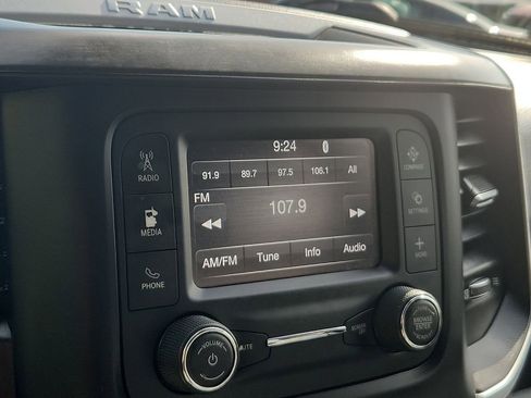 Used 2020 RAM 1500 Big Horn AWD/4WD image 16