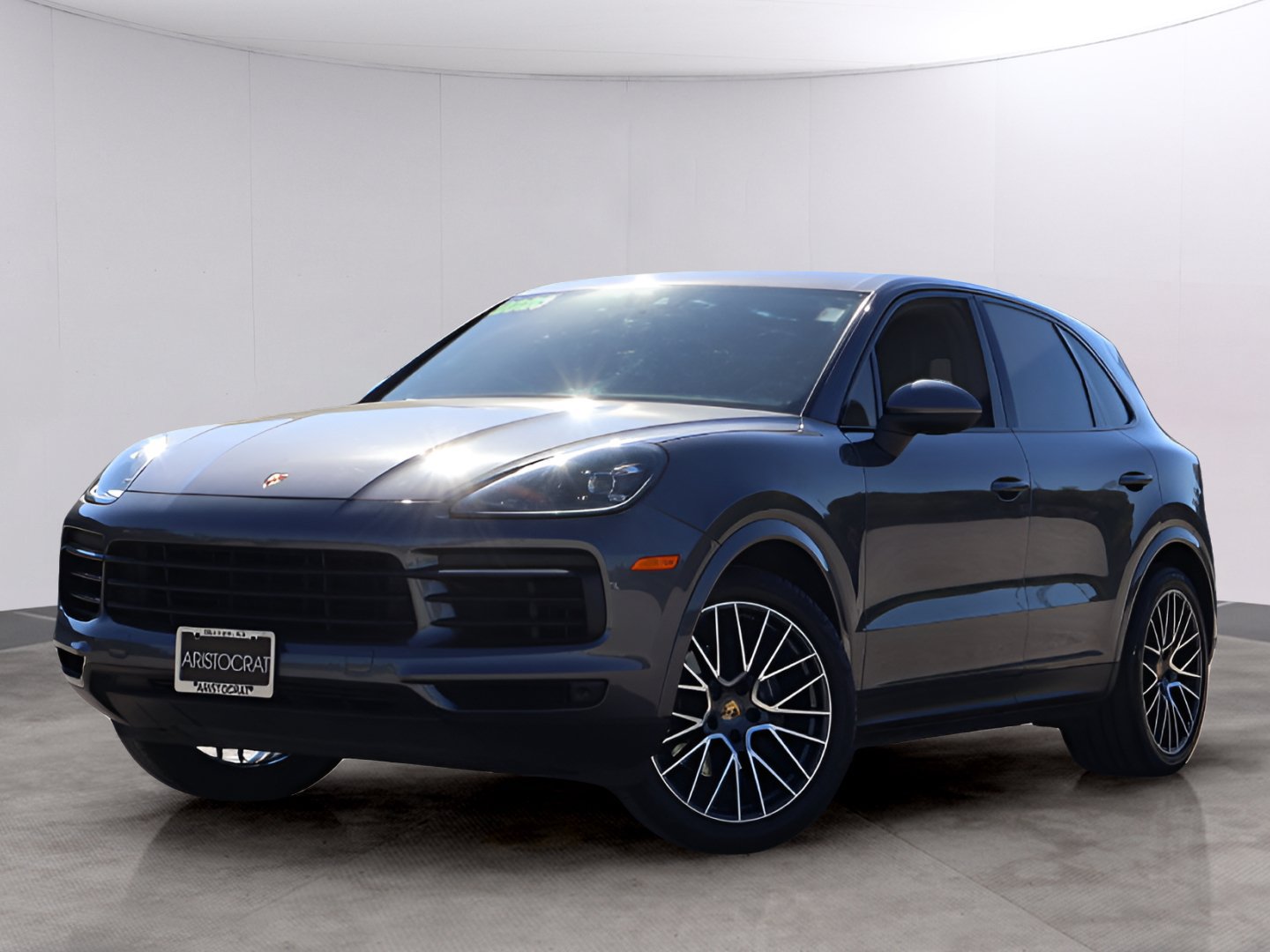 Used 2020 Porsche Cayenne AWD/4WD image 1