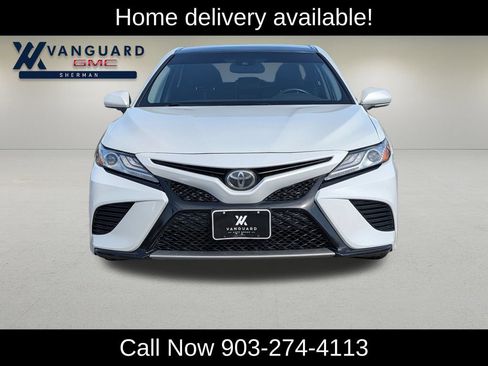 Used 2020 Toyota Camry XSE FWD image 2