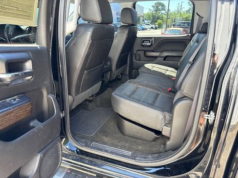 Used 2017 GMC Sierra 2500 Denali w/ Duramax Plus Package AWD/4WD image 6