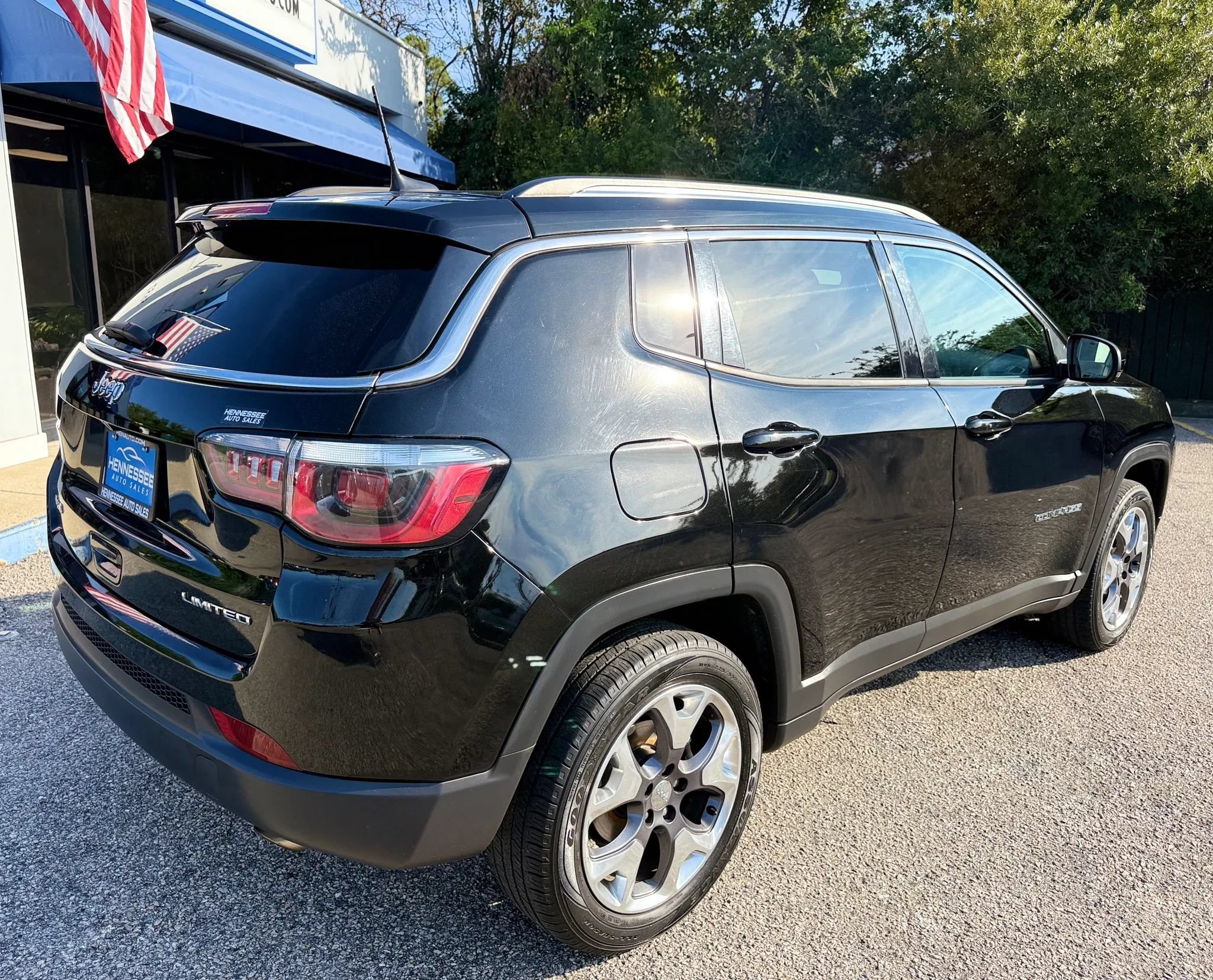 Used 2020 Jeep Compass Limited AWD/4WD image 13