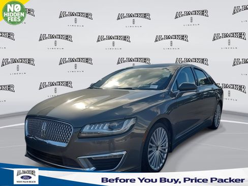 Used 2017 Lincoln MKZ Reserve image 1