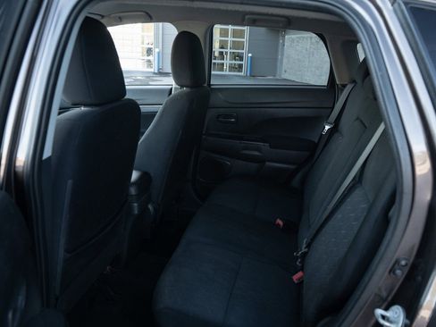 Used 2020 Mitsubishi Outlander Sport ES FWD image 18