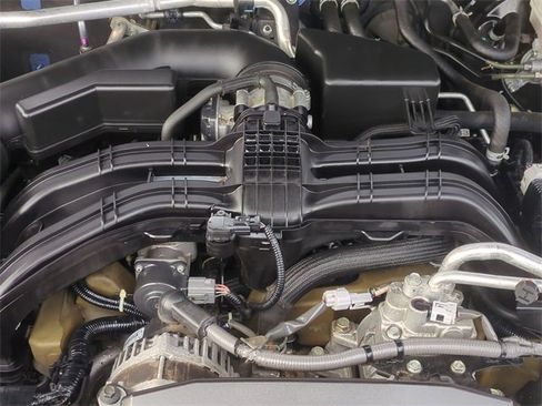 Used 2020 Subaru Outback Limited w/ Popular Package #2 image 37