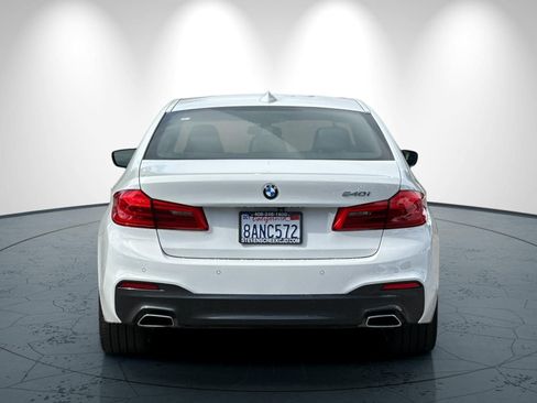 Used 2017 BMW 540i RWD image 32