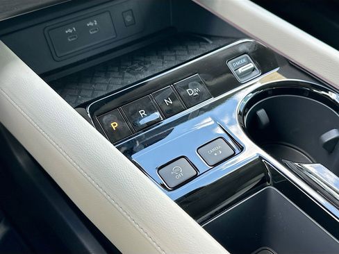 New 2025 Nissan Murano SL image 12