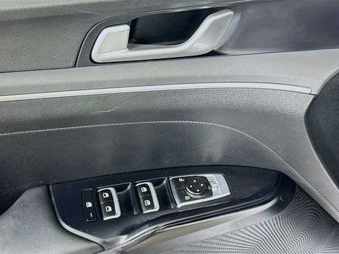 Used 2022 Kia K5 GT-Line FWD image 15