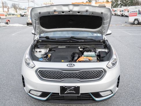 Used 2019 Kia Niro LX image 29