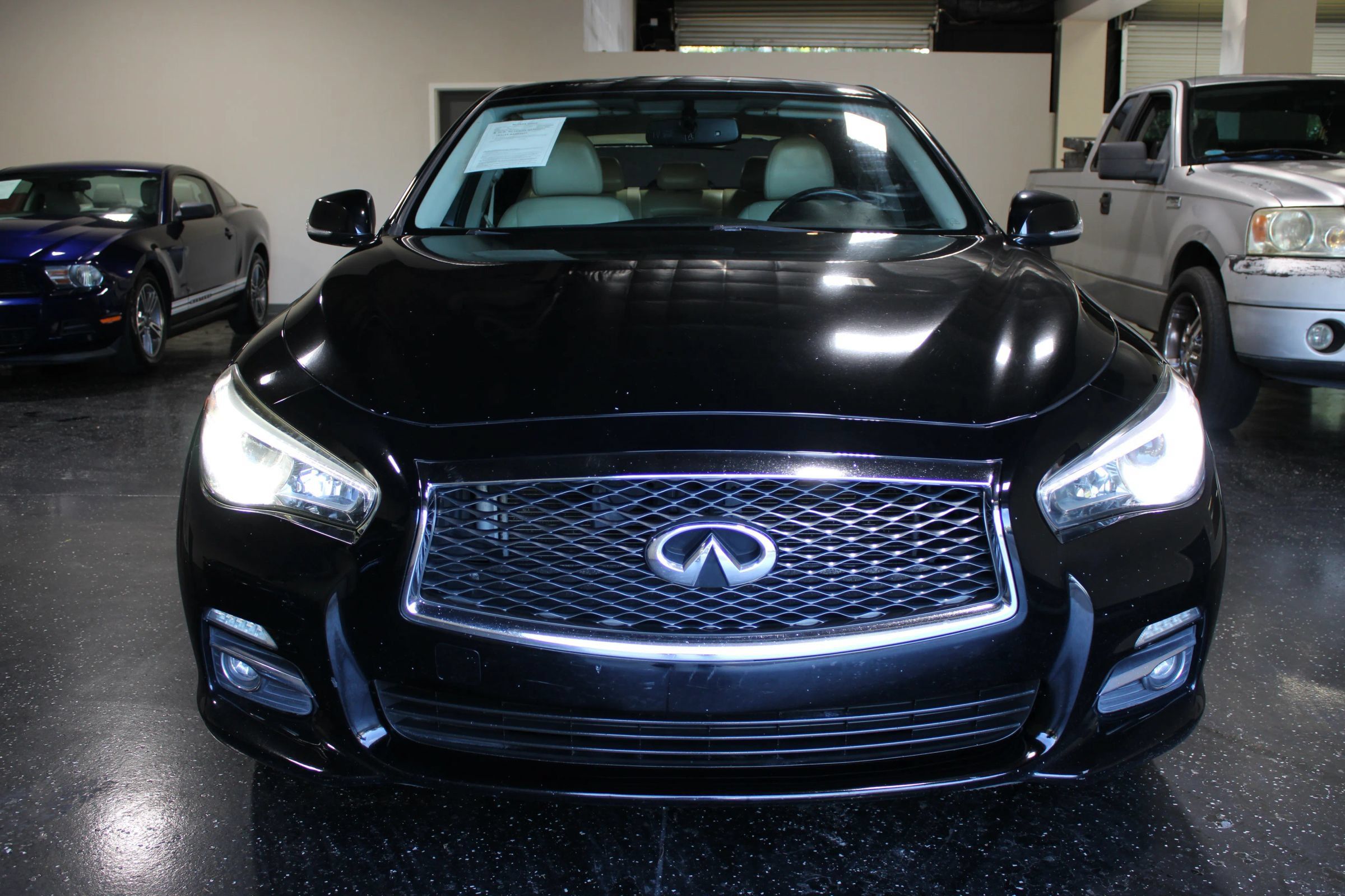 Used 2014 INFINITI Q50 Premium w/ Navigation Package AWD/4WD image 8