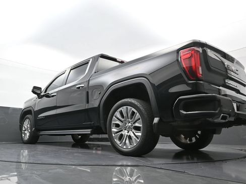 Used 2021 GMC Sierra 1500 Denali w/ Denali Ultimate Package AWD/4WD image 25