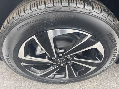 New 2025 Buick Enclave Sport Touring w/ LPO, Floor Liner Package image 5