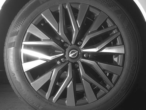 Used 2025 Nissan Altima 2.5 SV image 15