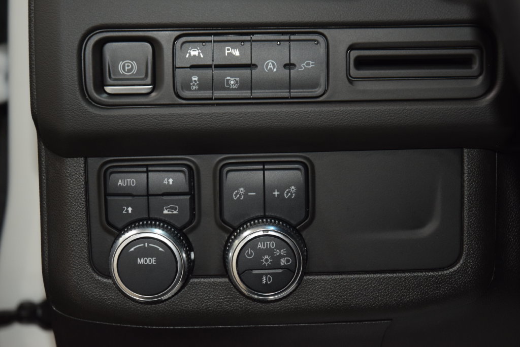 Used 2022 GMC Yukon SLT w/ SLT Luxury Package AWD/4WD image 37