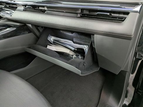 Certified 2024 Cadillac Escalade Sport image 37