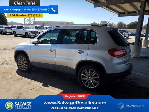 Used 2011 Volkswagen Tiguan SE AWD/4WD image 3
