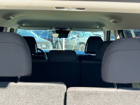 Certified 2025 Hyundai Santa Fe SE image 16